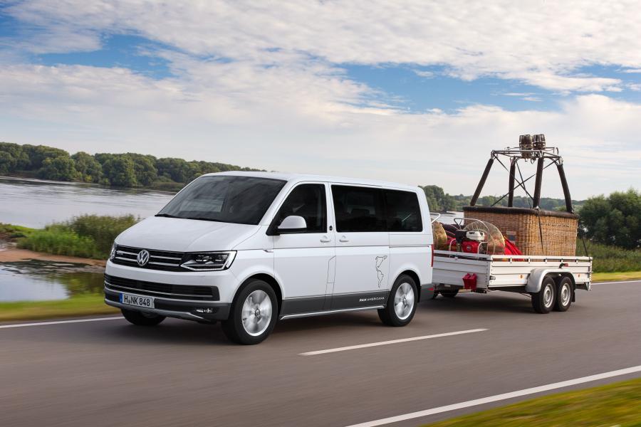  Volkswagen Multivan PanAmericana (T6) 2016 года  (фото 4 из 23)